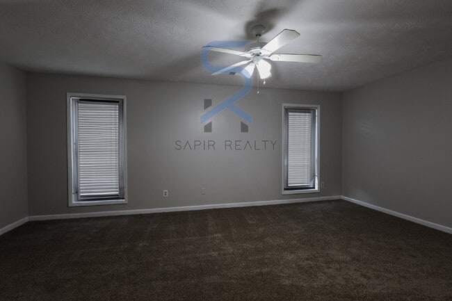 Building Photo - Move in before October 15th and get a $250...