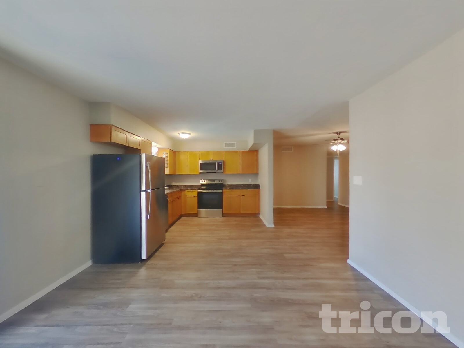 Building Photo - 8102 W Heatherbrae Dr