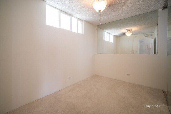 Building Photo - 2Bd/2Ba/2Pkg LELE PONO in Aiea - $2400