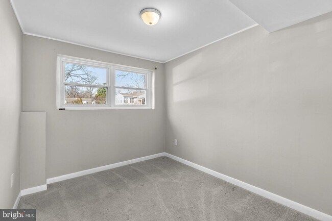 Building Photo - 8221 Millfield Ct