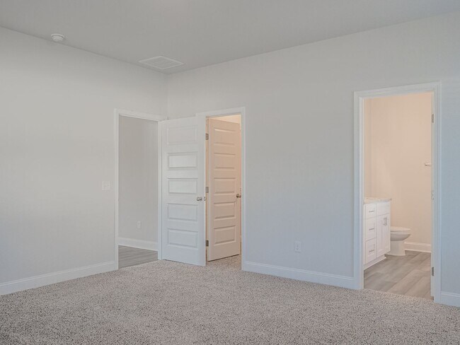 Building Photo - 206 Aunt Bee Blvd