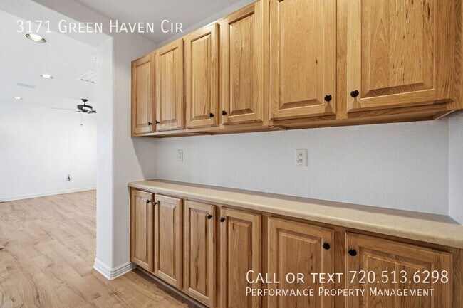 Building Photo - 3171 Green Haven Cir