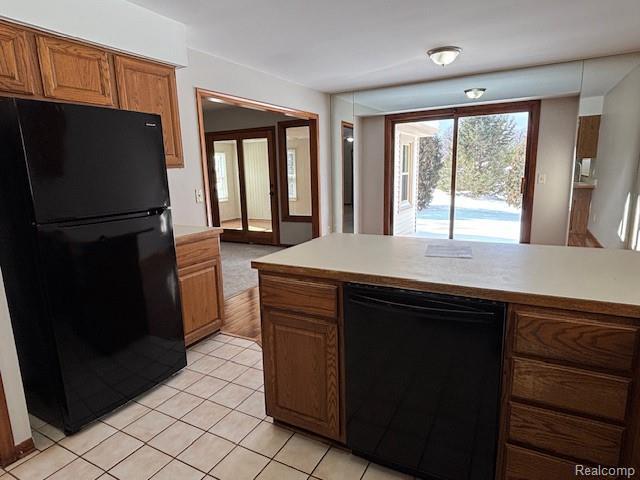 Building Photo - 90 Granada Dr