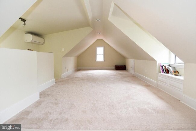 Building Photo - 2426 Observatory Pl NW