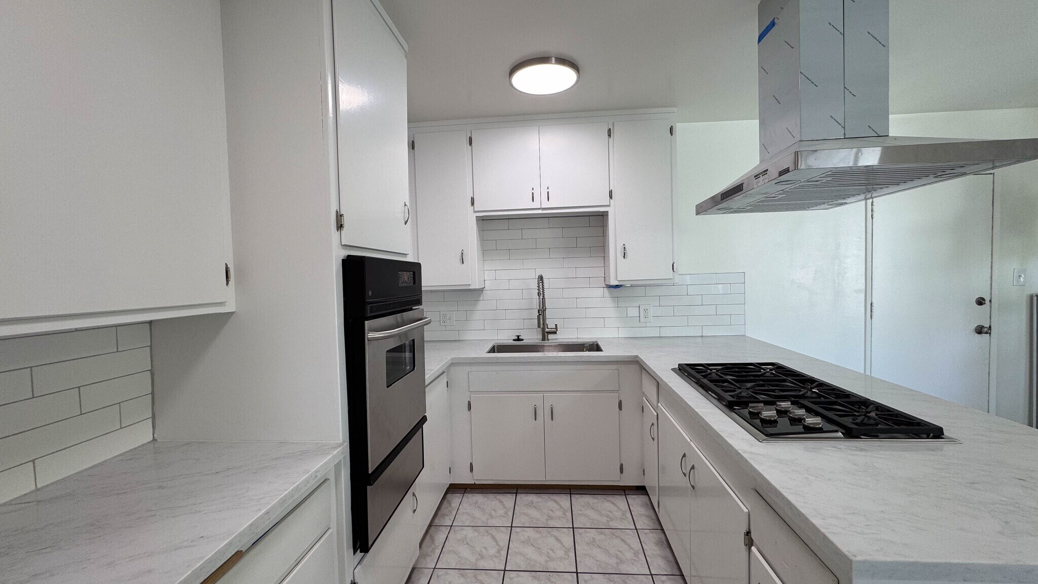 Building Photo - 716 Glenway Dr