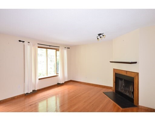 Building Photo - E52 Scotty Hollow Dr
