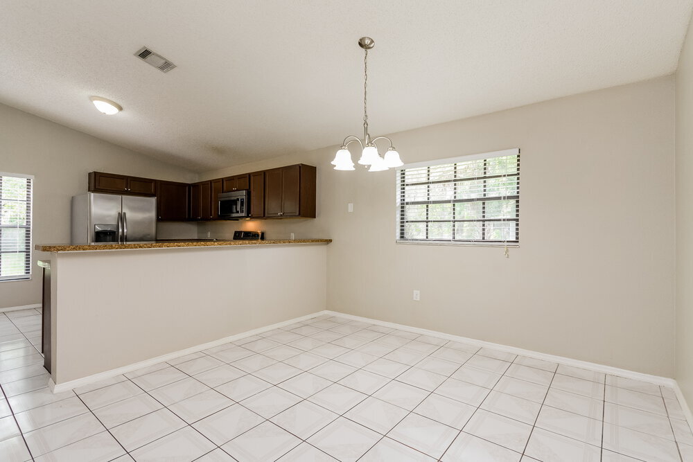 Building Photo - 1657 Sunburst Way