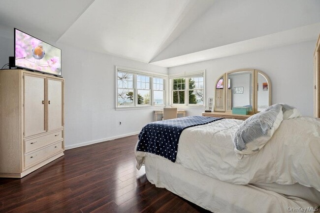 Building Photo - 30 Consuelo Pl