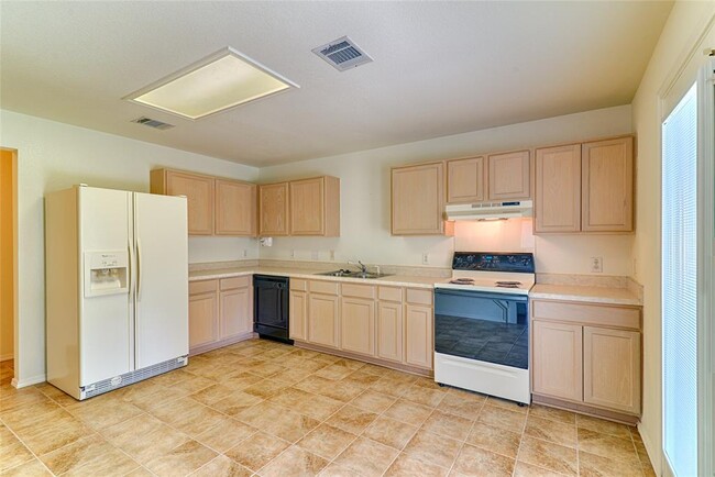 Building Photo - 6433 Tara Dr