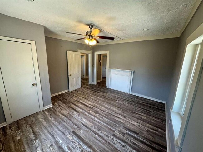 Building Photo - 74 M.L.K. Jr Dr