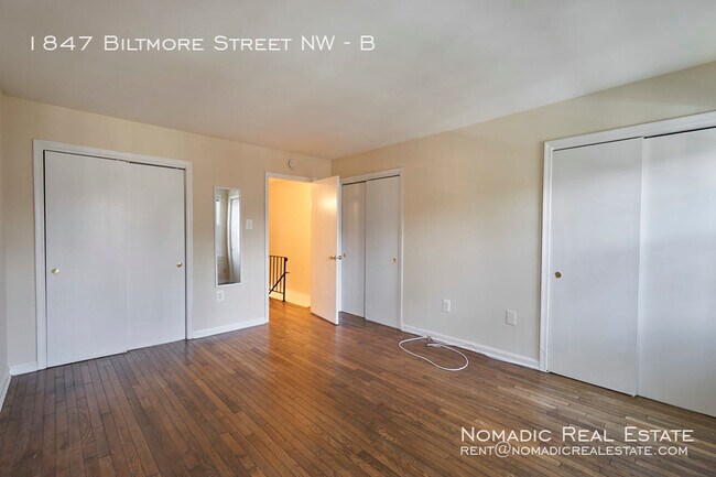 Building Photo - 1847 Biltmore St NW