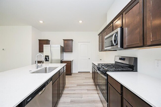 Building Photo - 16822 Paintbrush Holw Ln