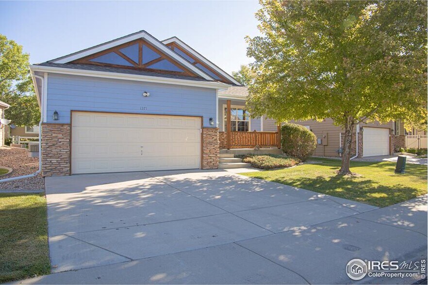 Building Photo - 1371 Saginaw Pointe Dr