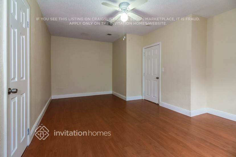 Building Photo - 5660 W 9th Ct
