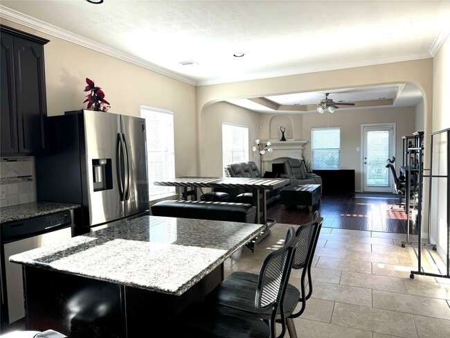 Building Photo - 4118 Ponderosa Hills Ln