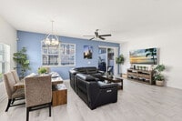 Building Photo - 1575 Sandbagger Dr