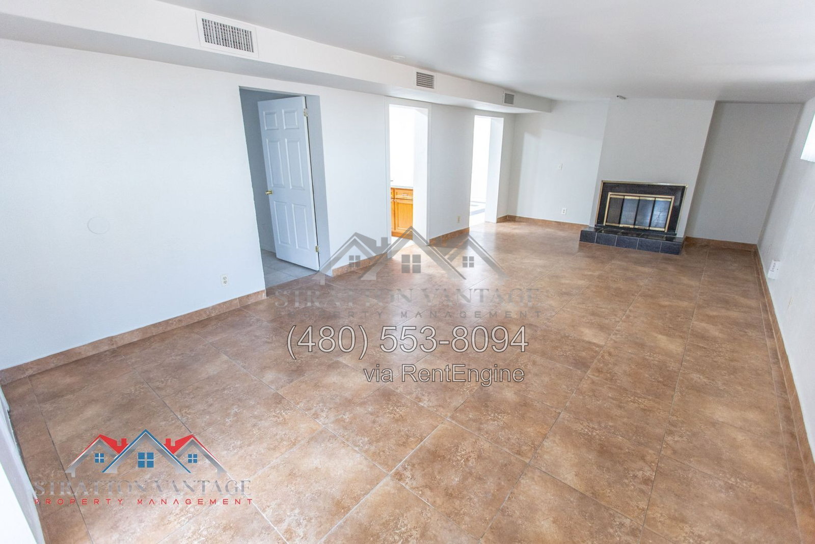 Building Photo - 1168 E Alameda Dr