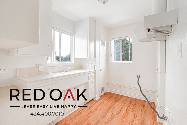 Building Photo - 6803 Long Beach Blvd