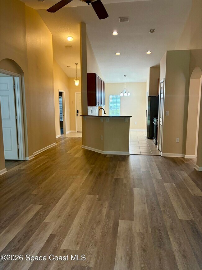 Building Photo - 3640 Aria Dr