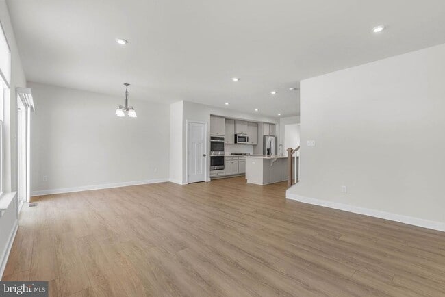 Building Photo - 88 Rosemary Wy