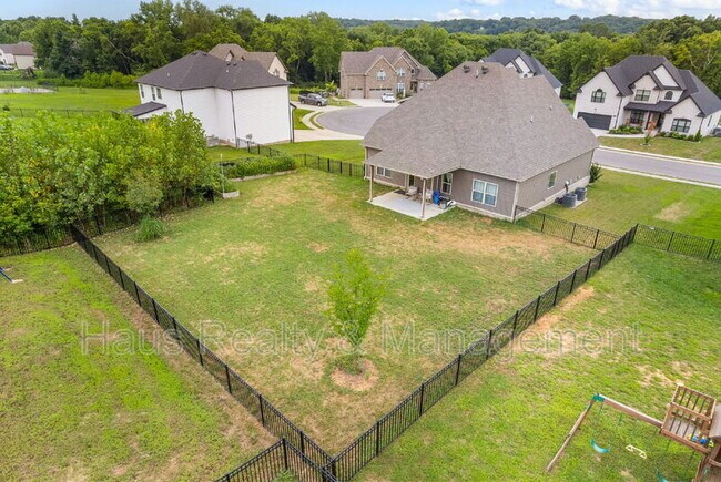 Building Photo - 433 Crestwicke Ct