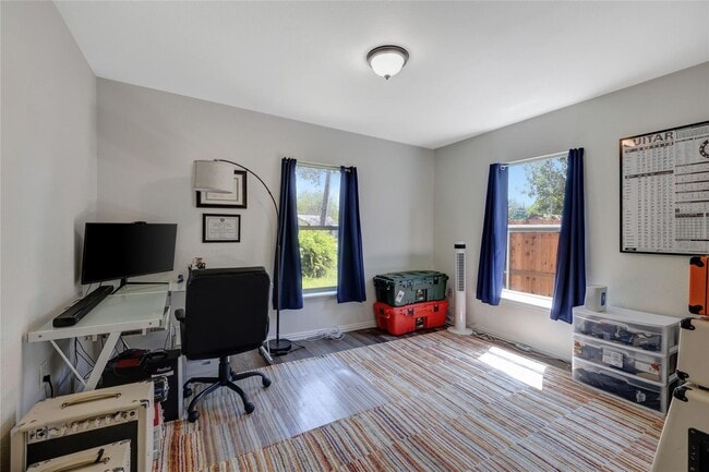 Building Photo - Adorable 2 bed, 1 bath house in Fort Worth