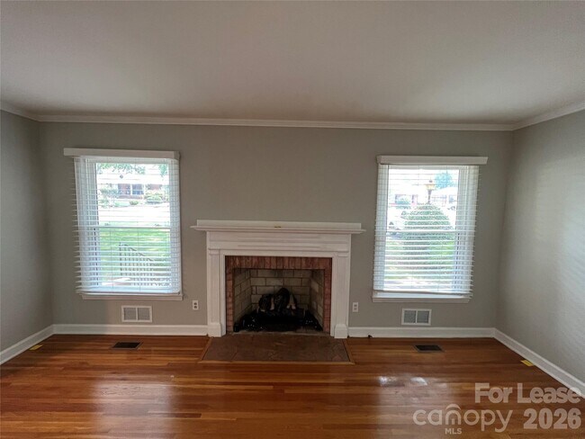 Building Photo - 1116 Bevis Dr