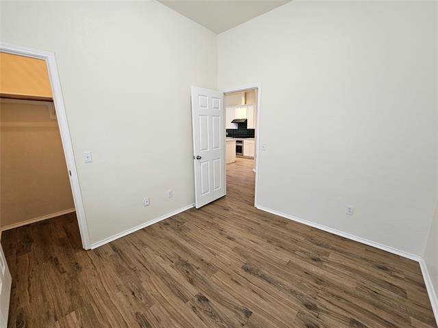 Building Photo - 4320 Palmdale Dr