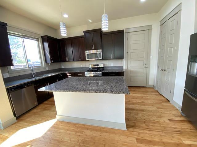 Building Photo - 8500 Bowling Green Dr
