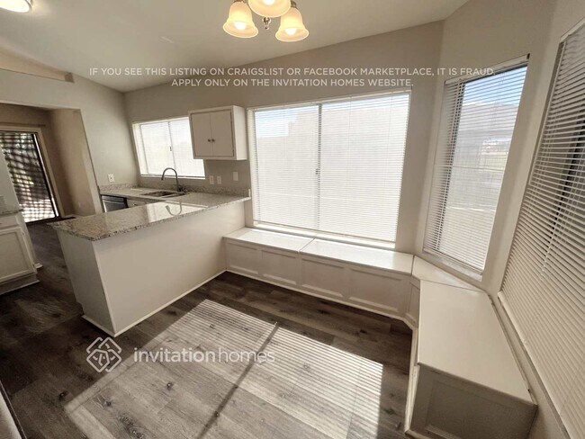 Building Photo - 8677 N 108th Ln