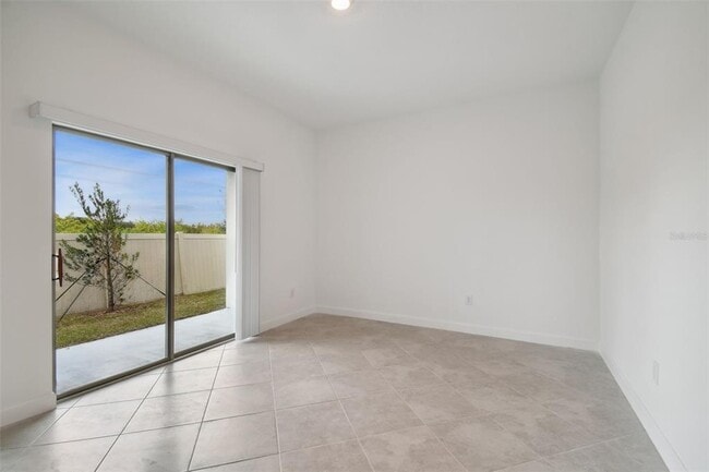 Building Photo - 8221 Cor Pne Wy