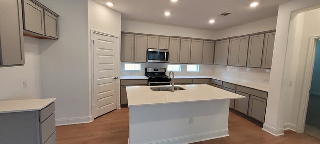 Building Photo - 18001 Santa Croce Dr