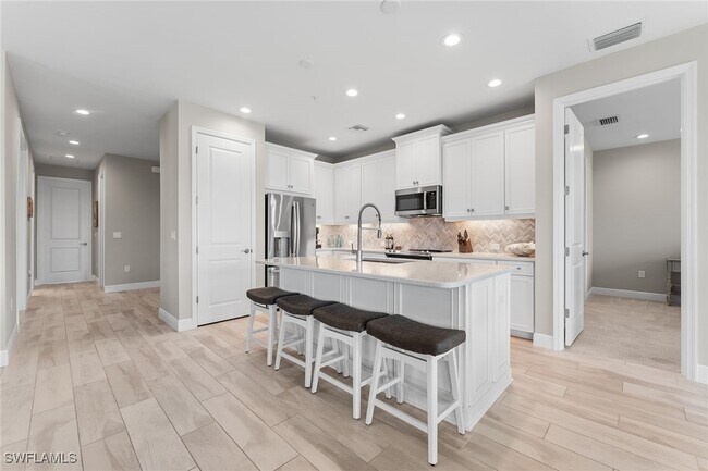 Building Photo - 2609 Seychelles Cir