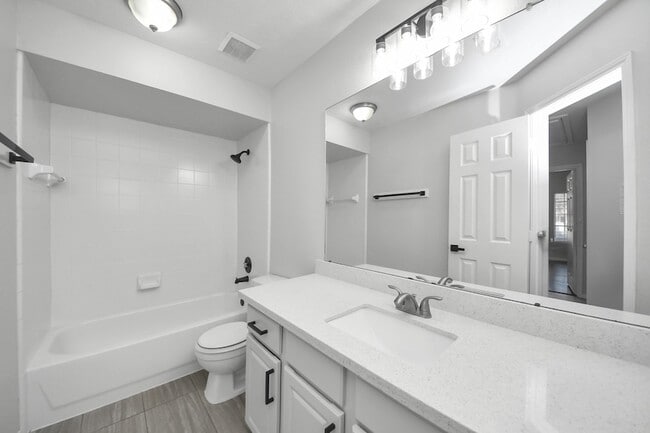 Building Photo - 8322 Adler Lake Dr
