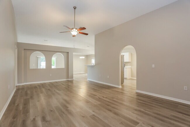 Building Photo - 10415 Song Sparrow Ln