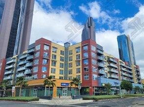 Building Photo - AVAILABLE SOON - 1BR / 1Bath / 1Pkg - Rent...