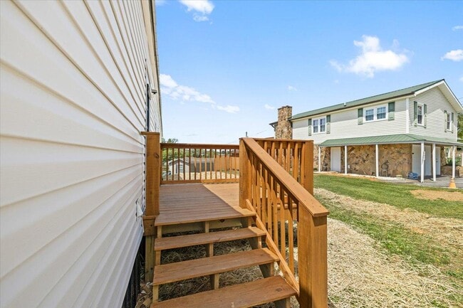 Building Photo - 2337 Weaver Pike