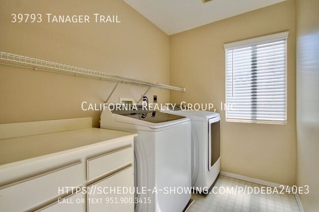 Building Photo - 39793 Tanager Trail