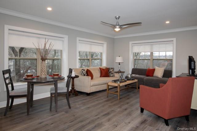 Building Photo - 100 Glen St