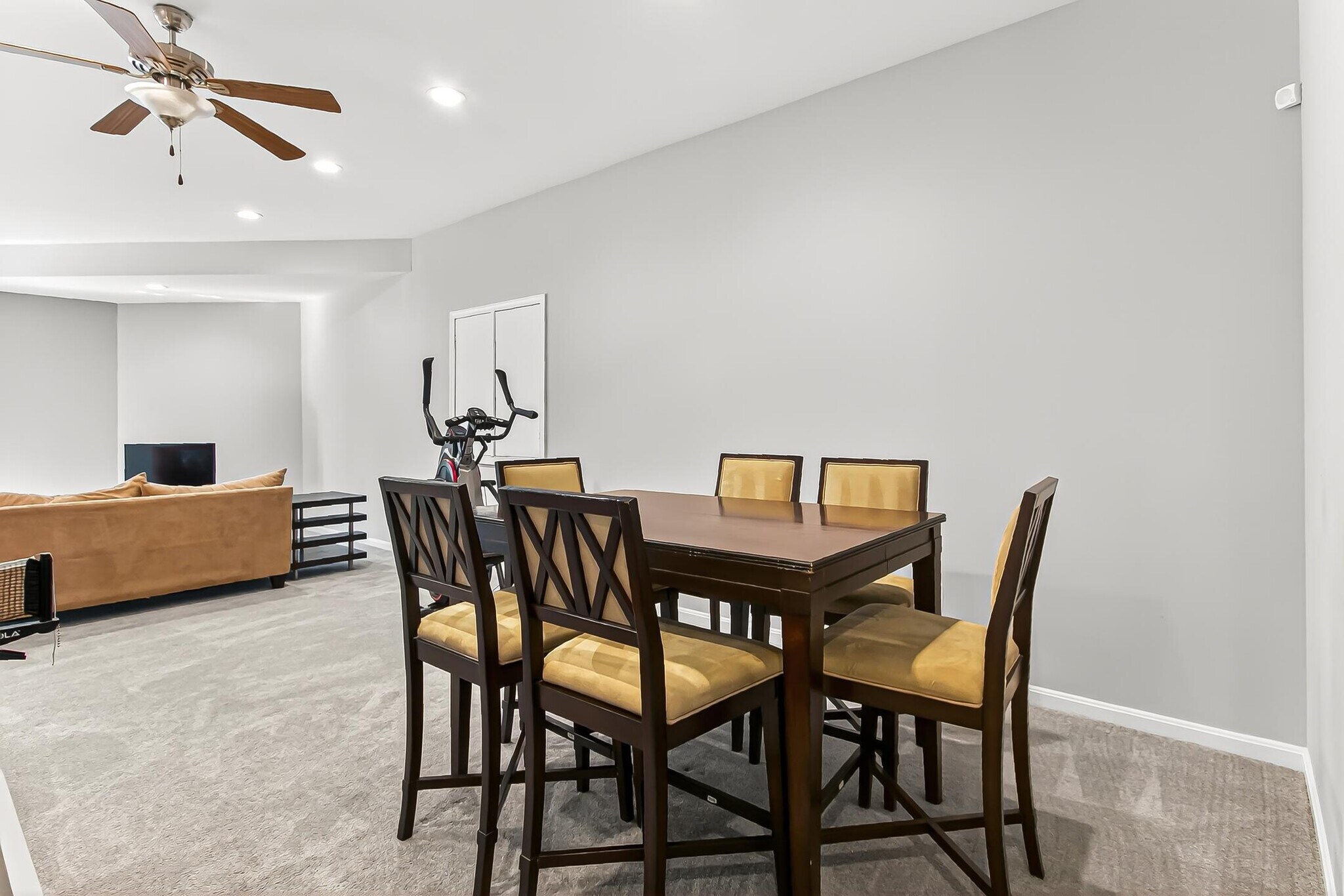 Building Photo - 1300 Pinstripe Ct