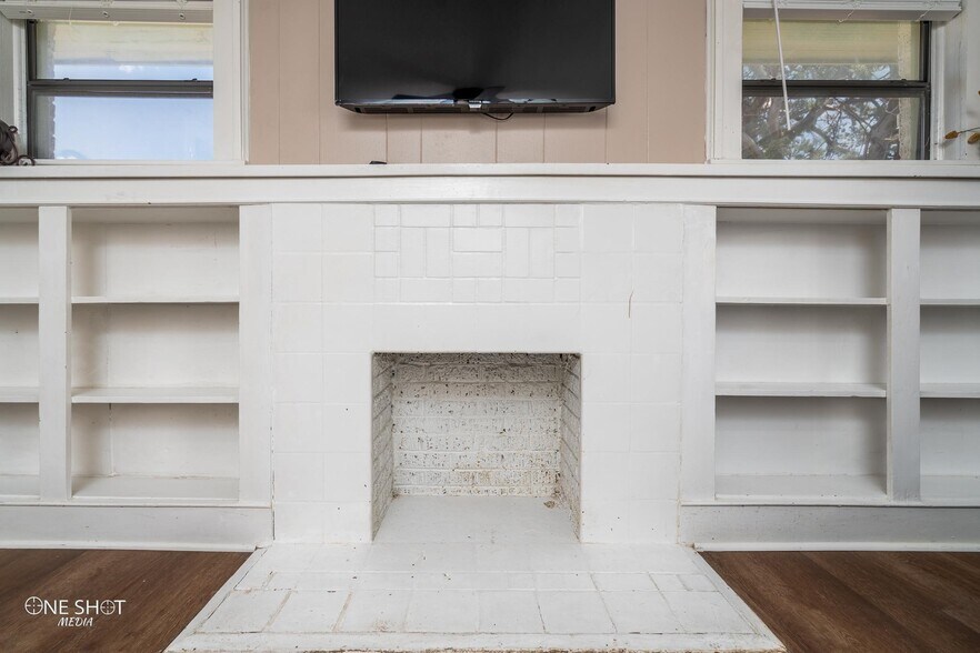 Building Photo - 642 Beech St