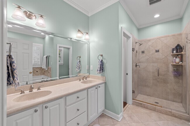 Building Photo - 105 Silverado Trail