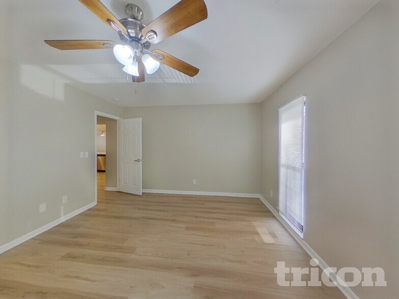 Building Photo - 4306 Woodlark Dr