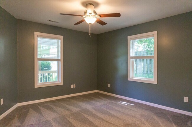 Building Photo - 56 Alabama Ave