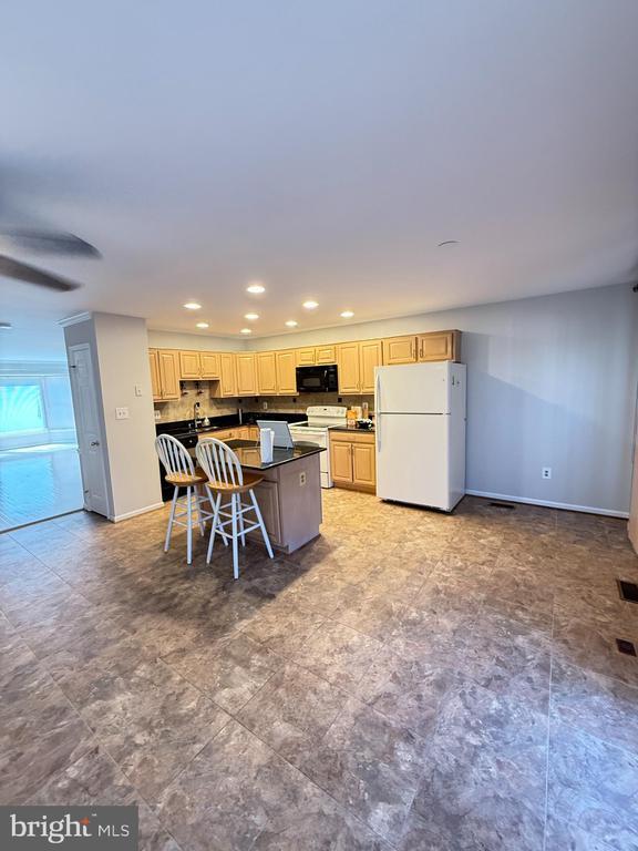 Building Photo - 2740 Winston Ct