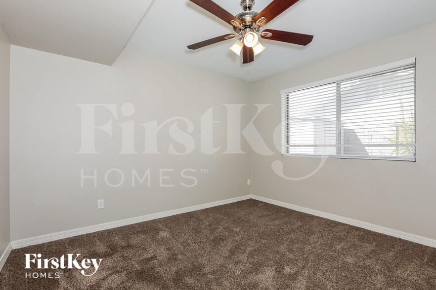 Building Photo - 1748 W Monte Ave