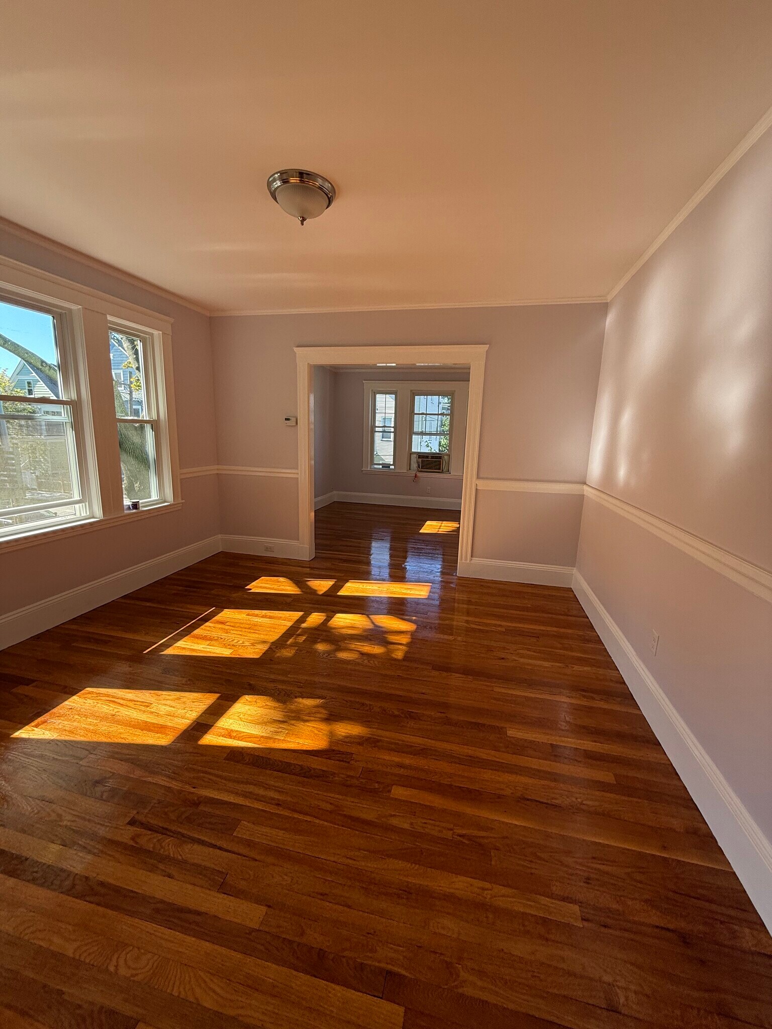 Open and airy dinning room that leads to living room - 27 Seven Pines Ave