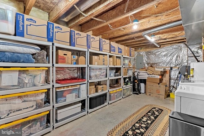 Building Photo - 42968 Chesterton St