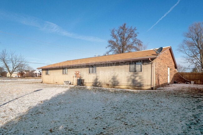 Building Photo - 2202 Richland Prairie Blvd