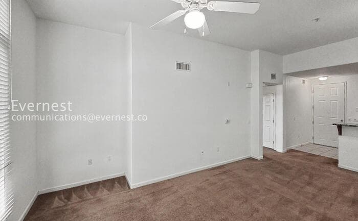 Building Photo - 1101 S Main St